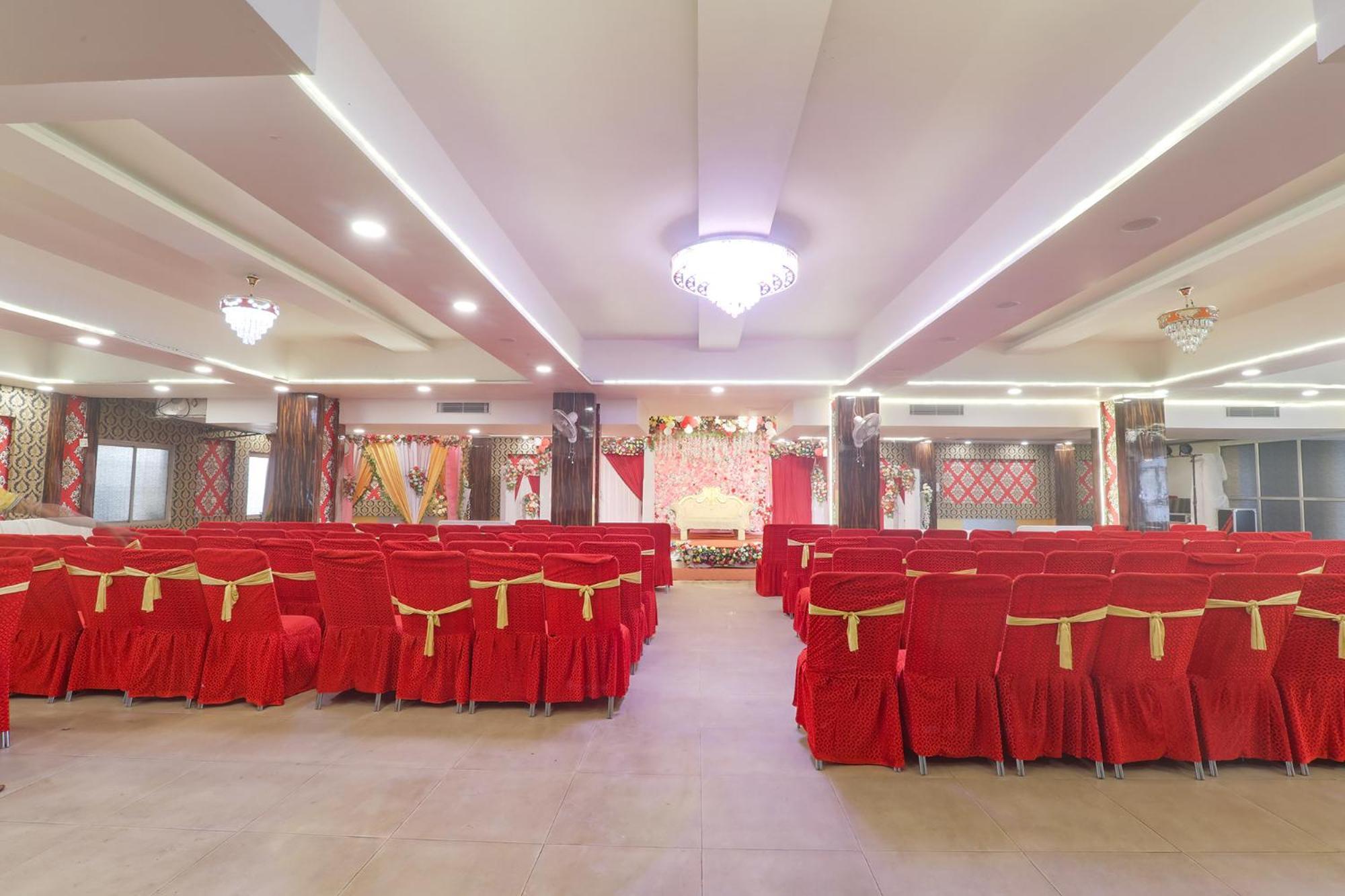 Fabhotel Swarn Banquet Kakarmatha المظهر الخارجي الصورة
