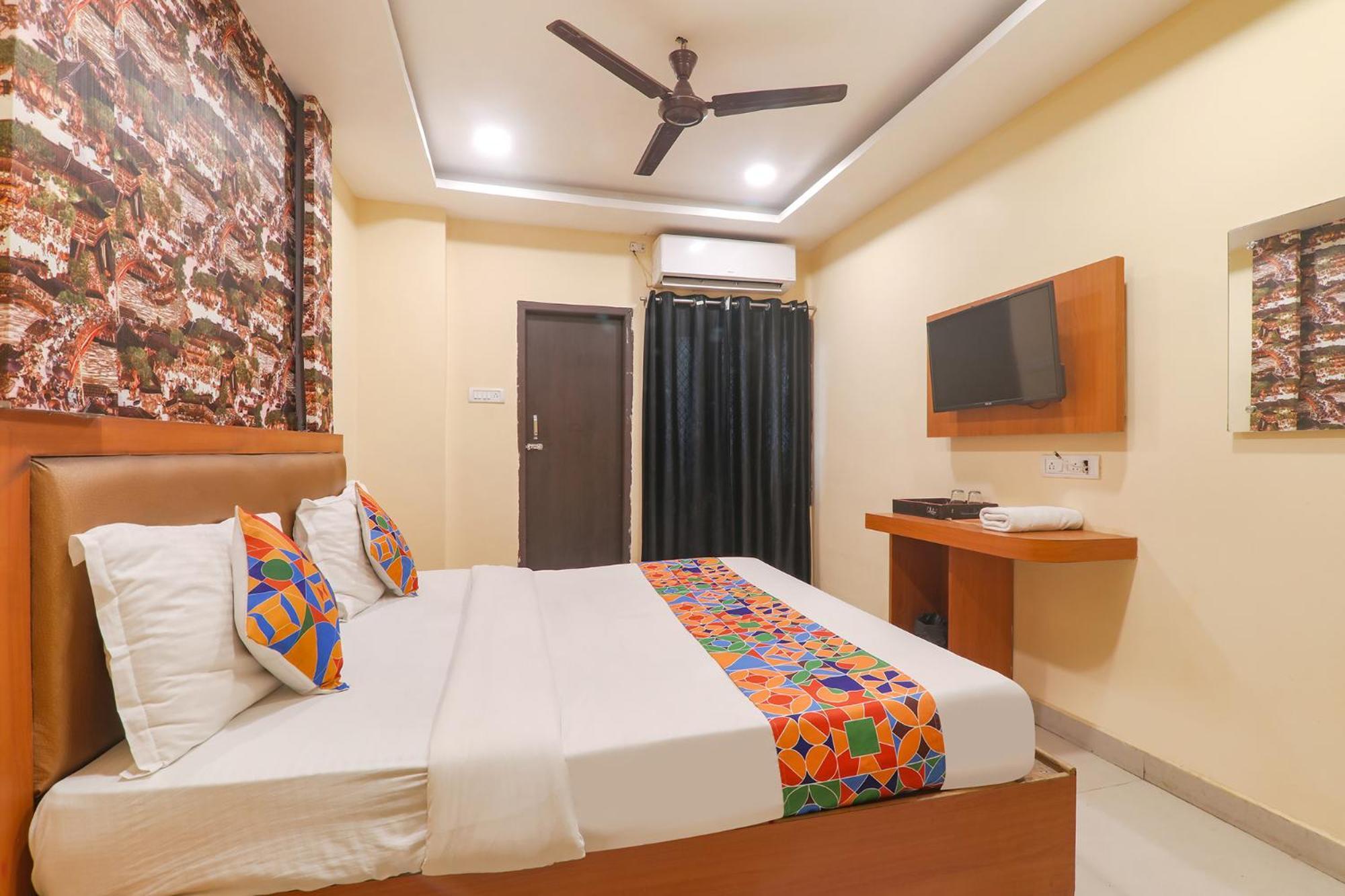 Fabhotel Swarn Banquet Kakarmatha المظهر الخارجي الصورة